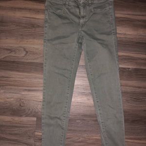 American Eagle Hi-Rise Skinny Jegging